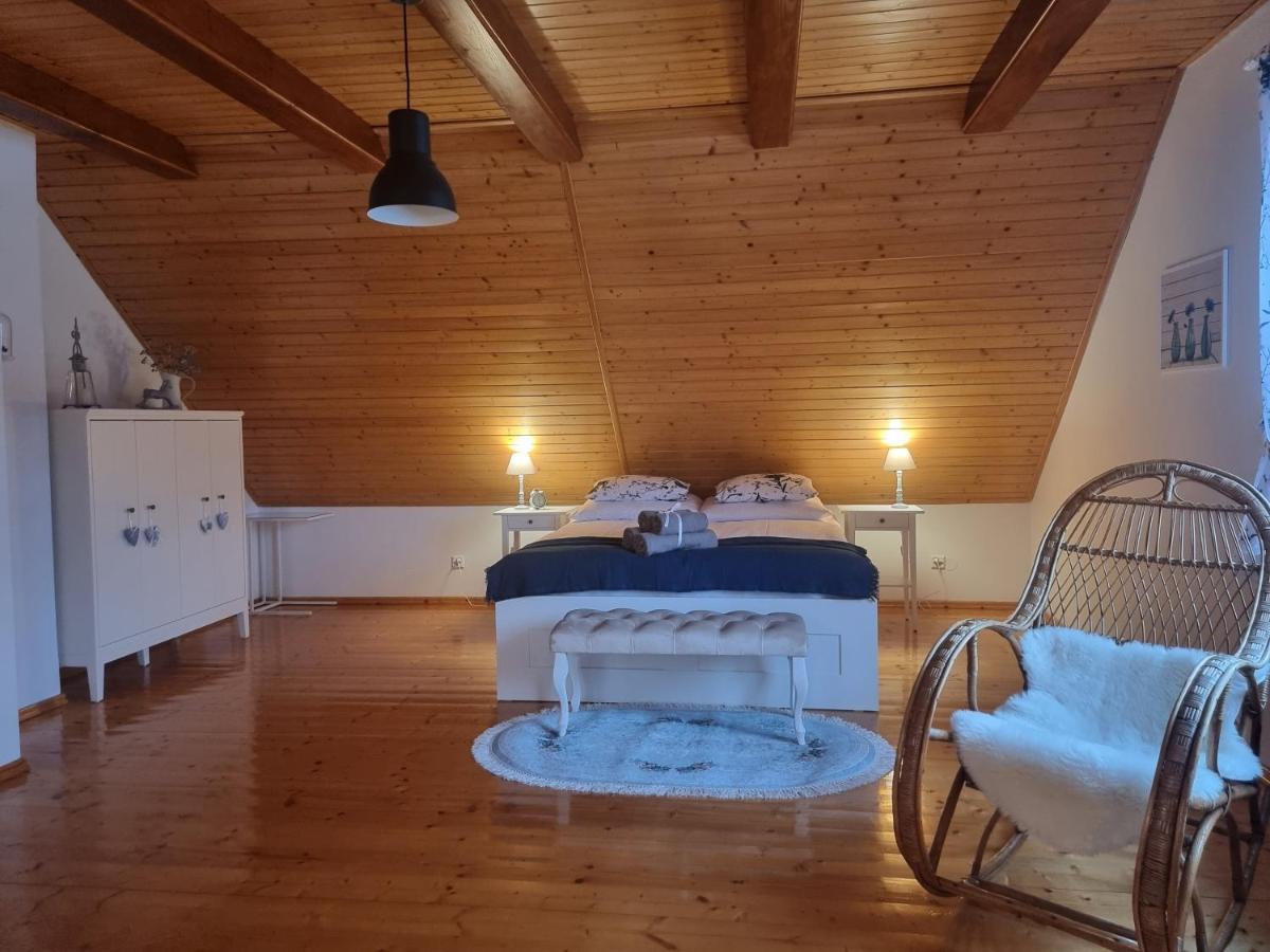 Naszjestwasz Villa Gorki Male  Ngoại thất bức ảnh