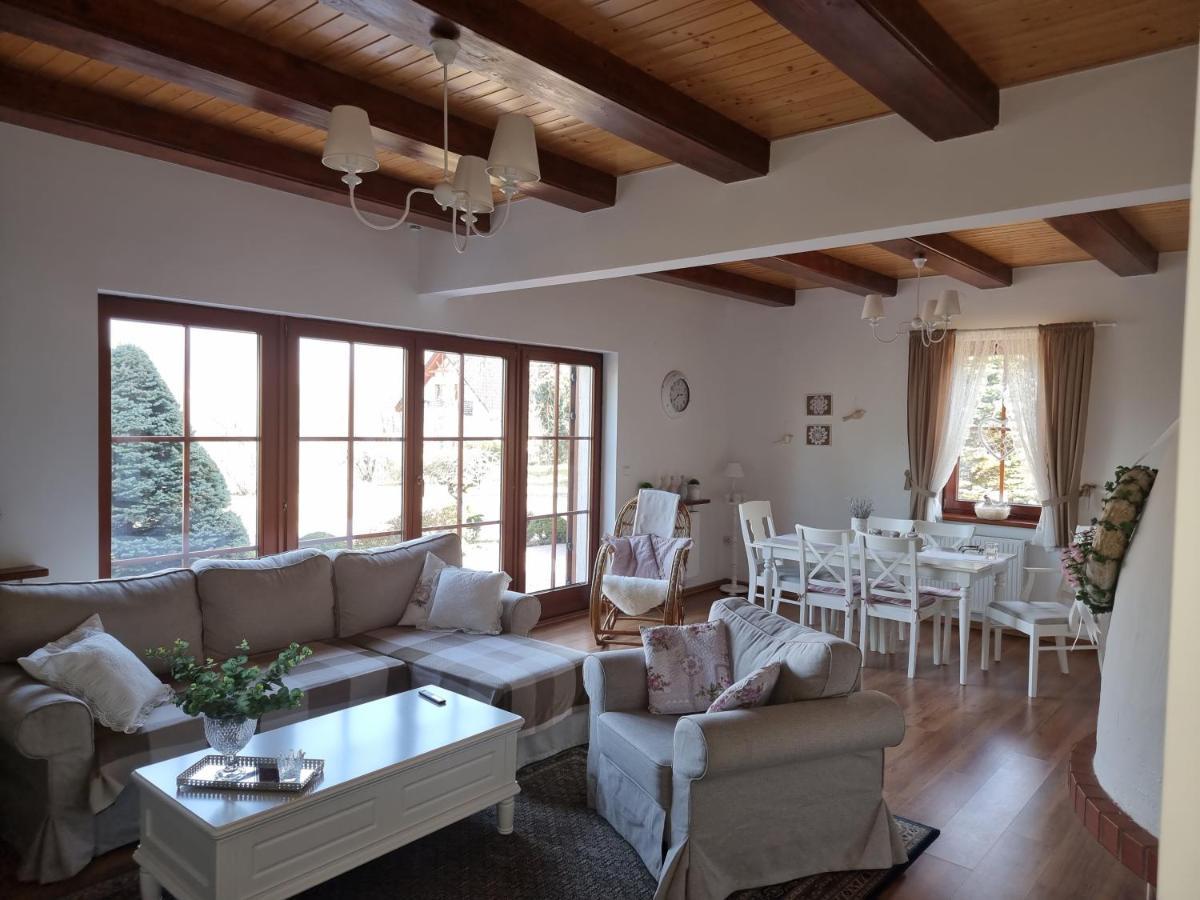 Naszjestwasz Villa Gorki Male  Ngoại thất bức ảnh